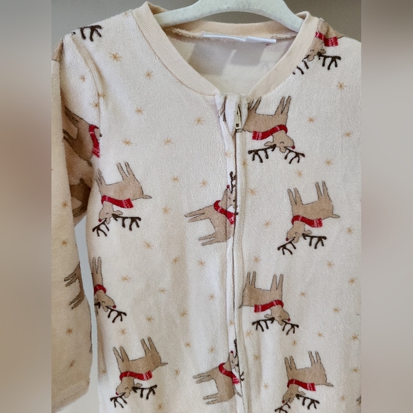 ZARA holidays footie❤️ - Picture 2 of 5